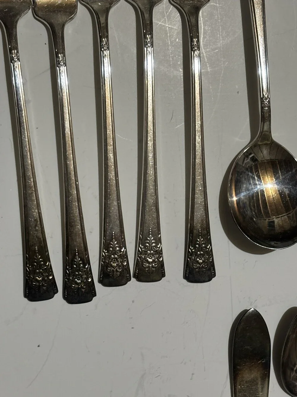 Vintage Rogers Deluxe Silver Plate 22 Serving Pieces Free Shipping